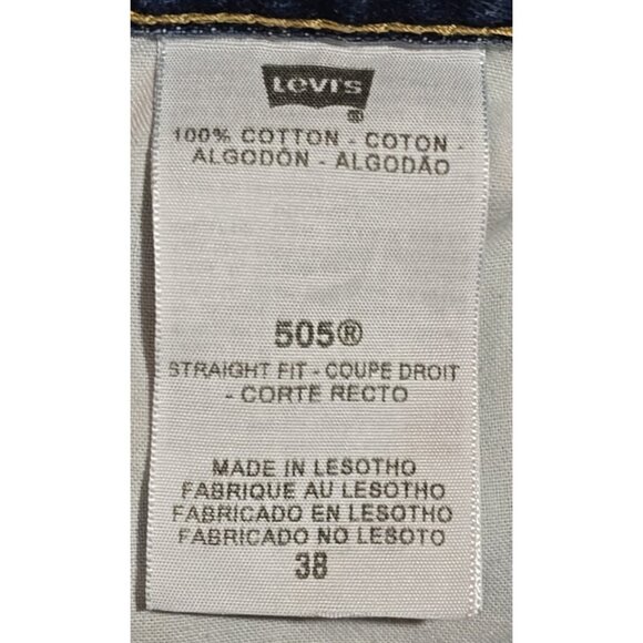 Levi's 505 Straight Fit Jean Denim Shorts Med Blue Wash Preppy Dad Men's Size 38 - Picture 8 of 9